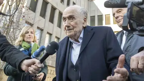 بلاتر رئيس الفيفا الأسبق