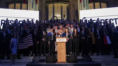 مرشح اليمين المتطرف جورج سيميون