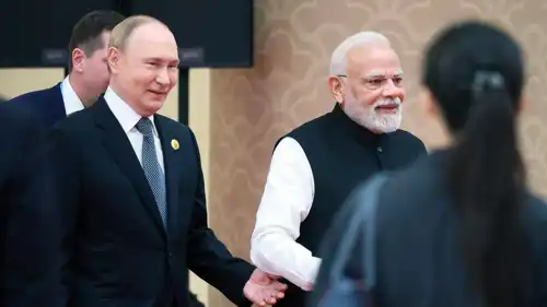 رئيس الوزراء الهندي مودي والرئيس الروسي بوتين