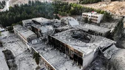 آثار ضربة إسرائيلية على مركز برزة للأبحاث العلمية في شمال دمشق، سوريا