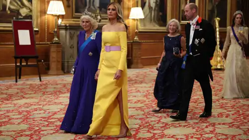 ميلانيا ترامب إلى جوار الملكة كاميليا