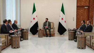 الشرع خلال استقباله الصفدي