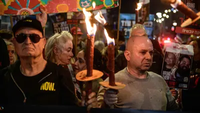 إسرائيليون يتظاهرون في تل أبيب