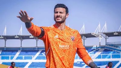 محمد الشناوي حارس مرمى الأهلي المصري