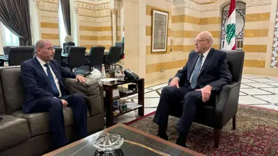 نجيب ميقاتي مستقبلًا أيمن الصفدي