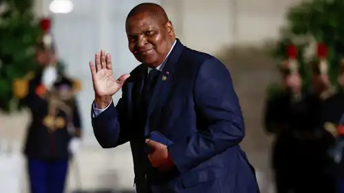  رئيس جمهورية أفريقيا الوسطى فوستين أركانغ تواديرا