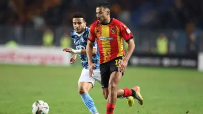 يوسف بلايلي مع مصطفى فتحي لاعب بيراميدز