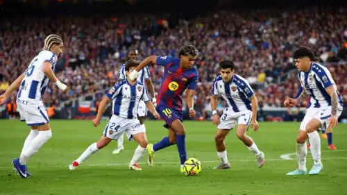 مباراة برشلونة وليفانتي في الدوري الإسباني