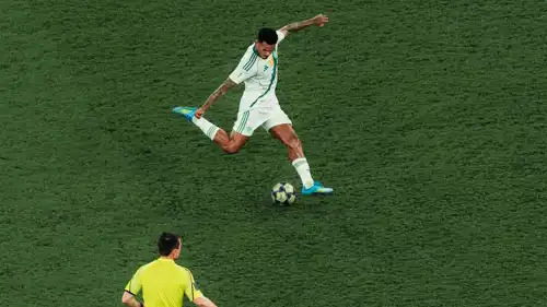 غالينو يسجل هدفا خارقا في شباك فيسيل كوبي