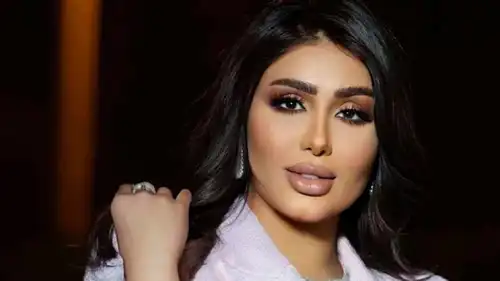 الفنانة الكويتية هنادي الكندري