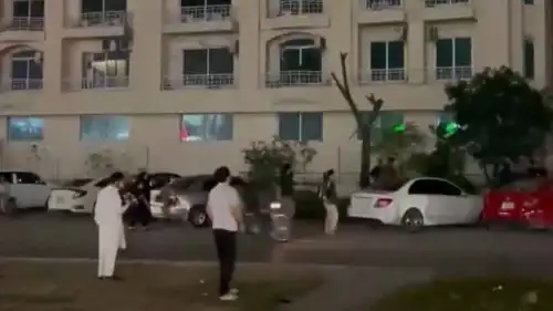 سكان نزلوا للشوارع بعد الزلزال في أفغانستان