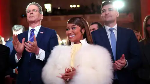 نيكي ميناج في قمة حسابات ترامب 