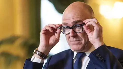 وزير الدفاع السويسري، مارتن فيستر