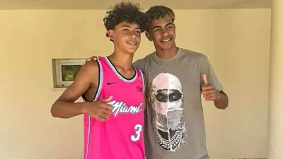 لامين يامال مع كريستيانو جونيور