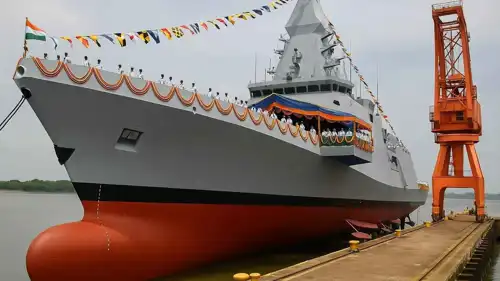 الفرقاطة INS Udaygiri 