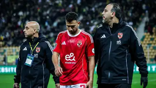 محمود حسن تريزيغيه نجم الأهلي المصري