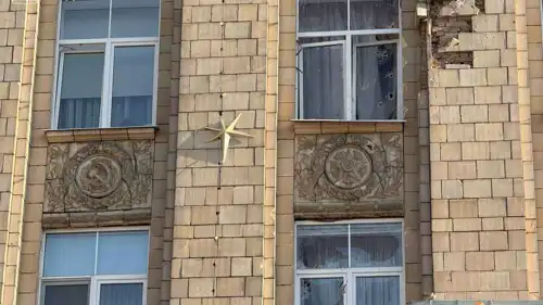 أثار الجوم على مبنى بليغورد