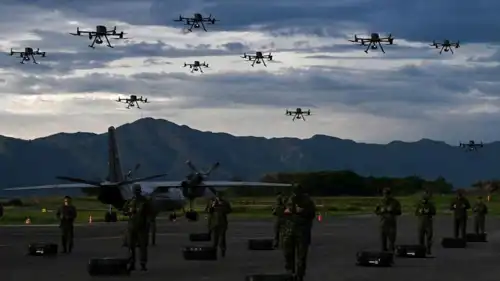 كولومبيوتن يستخدمون طائرات مسيّرةفي قاعدة تولمايدا