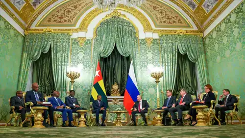 مباحثات بين روسيا وتوغو على مستوى القادة