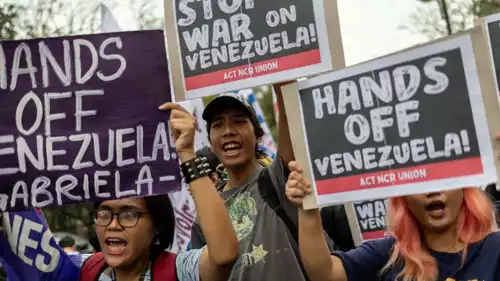 احتجاج أمام سفارة واشنطن بالفلبين ضد الهجوم على فنزويلا