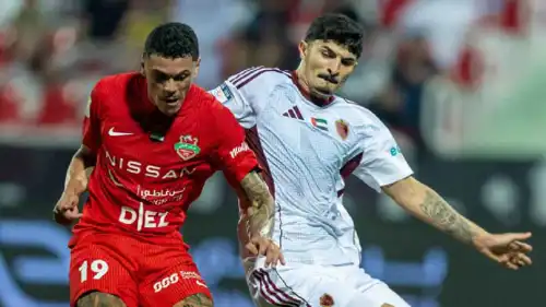 مباراة شباب الأهلي والوحدة في الدوري الإماراتي