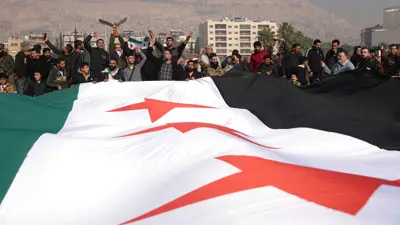 من احتفالات السوريين بسقوط نظام الأسد