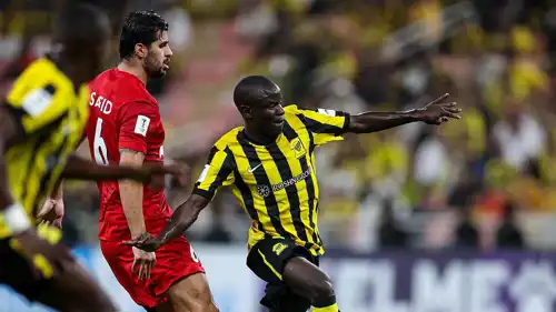 من مباراة الاتحاد وشباب الأهلي