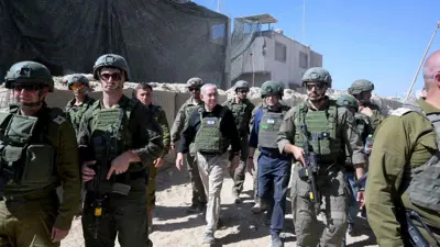 نتنياهو خلال زيارة منطقة رفح