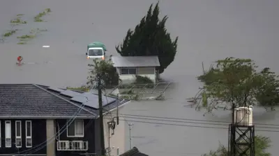  مياه الأمطار تغمر مناطق واسعة في جنوب لبنان