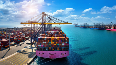 حاويات في إحدى الموانئ التركية