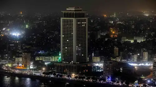 مشهد معتم من القاهرة