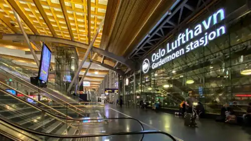 مطار أوسلو