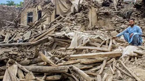 آثار الزلزال المدمر في أفغانستان