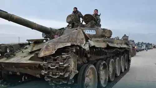 وحدات الجيش السوري أثناء بدء دخول دير حافر