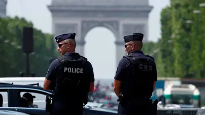 رجلا أمن فرنسيان