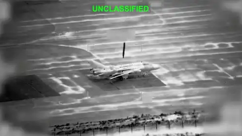 صور القيادة المركزية الأمريكية لتدمير أهداف في إيران