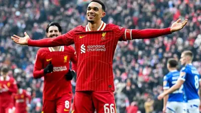 الكسندر أرنولد حمل الرقم 66 مع ليفربول