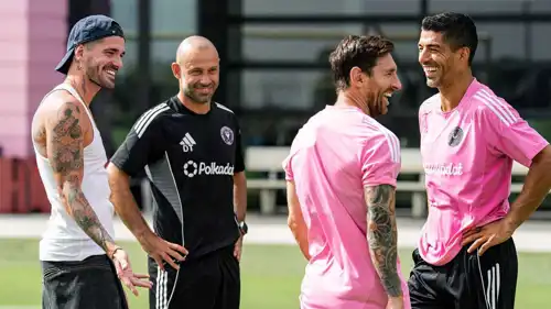 ماسكيرانو وميسي وسوايز ودي باول في تدريبات إنتر ميامي