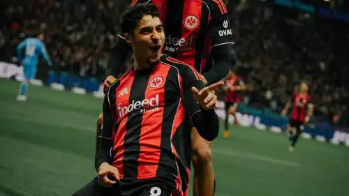 فارس شعيبي لاعب آنتراخت فرانكفورت الألماني