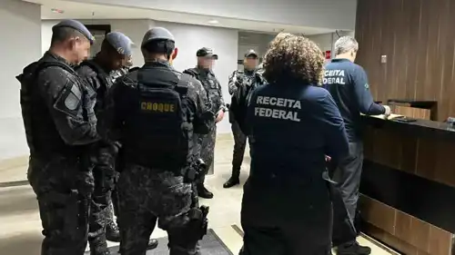 جانب من حملة السلطات البرازيلية