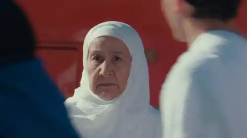 خيرية نظمي في فيلم هجرة