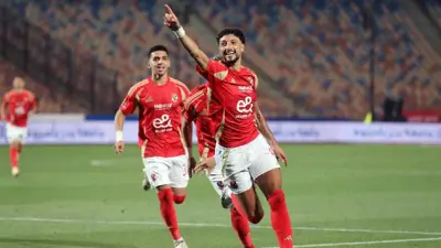 وسام أبو علي مهاجم الأهلي المصري