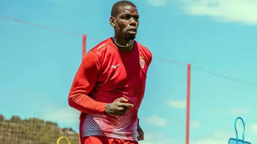 بوغبا في تدريبات موناكو الفرنسي