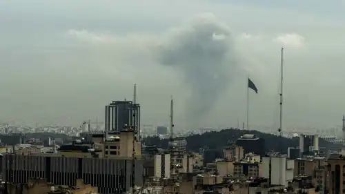 غارات إسرائيلية سابقة على طهران 