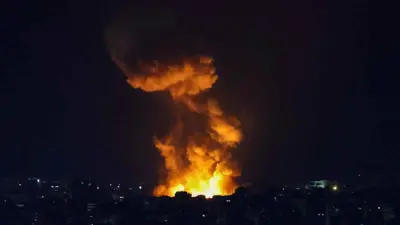 نيران متصاعدة إثر غارة إسرائيلية على الضاحية الجنوبية لبيروت