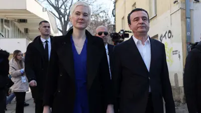 كورتي بعد التصويت في الانتخابات