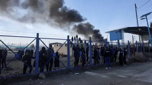 معتقلون في مخيم الهول