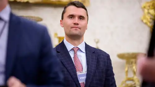 الناشط تشارلي كيرك