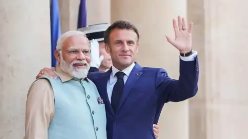 رئيس الوزراء الهندي والرئيس الفرنسي