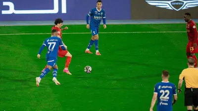 من مباراة الهلال والقادسية